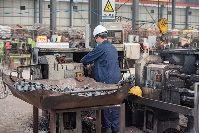 洪湖网架锥头车间